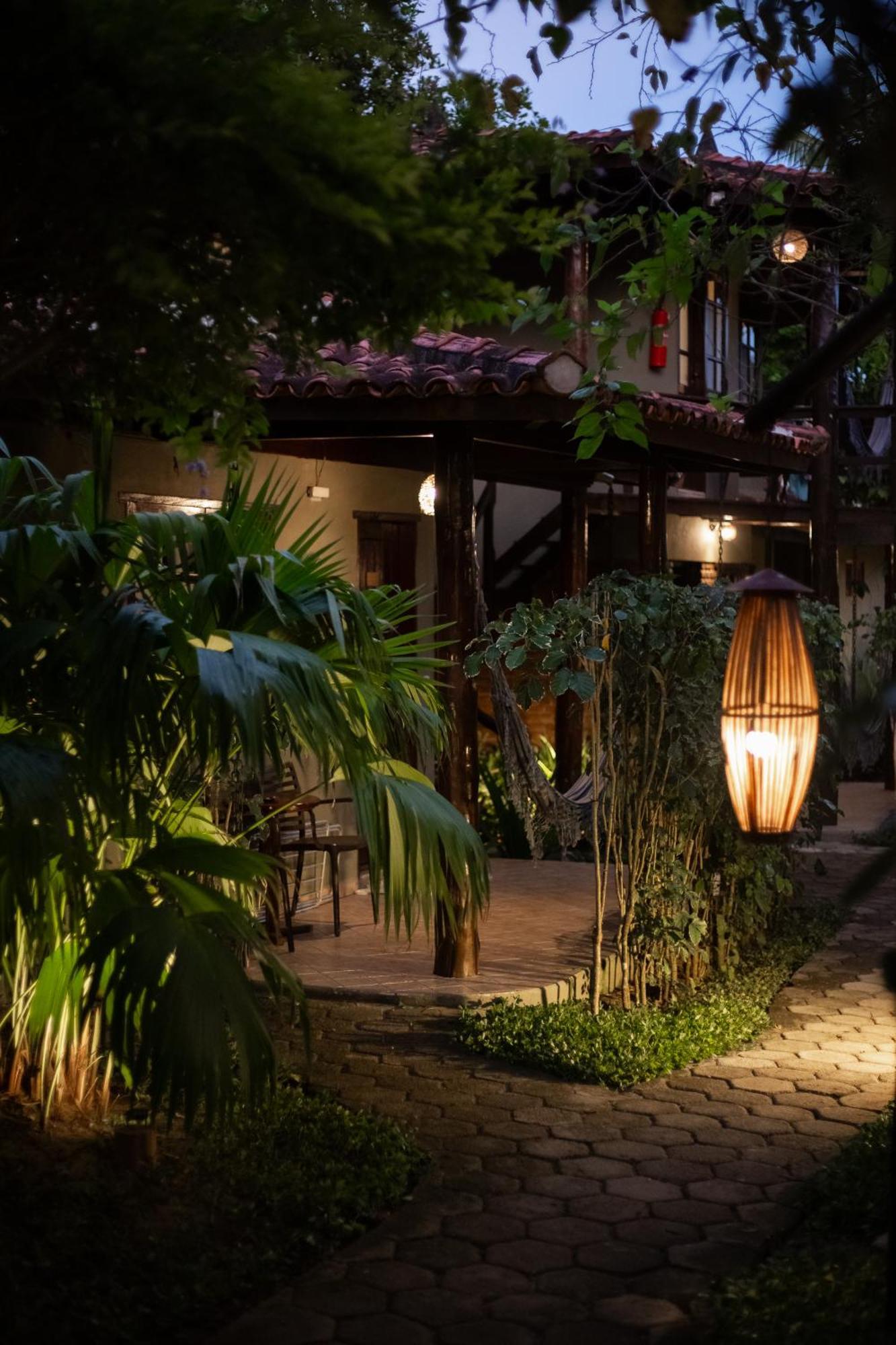 Pousada Villa Zena - Frente Ao Mar - Pe Na Areia Porto Seguro Exteriör bild